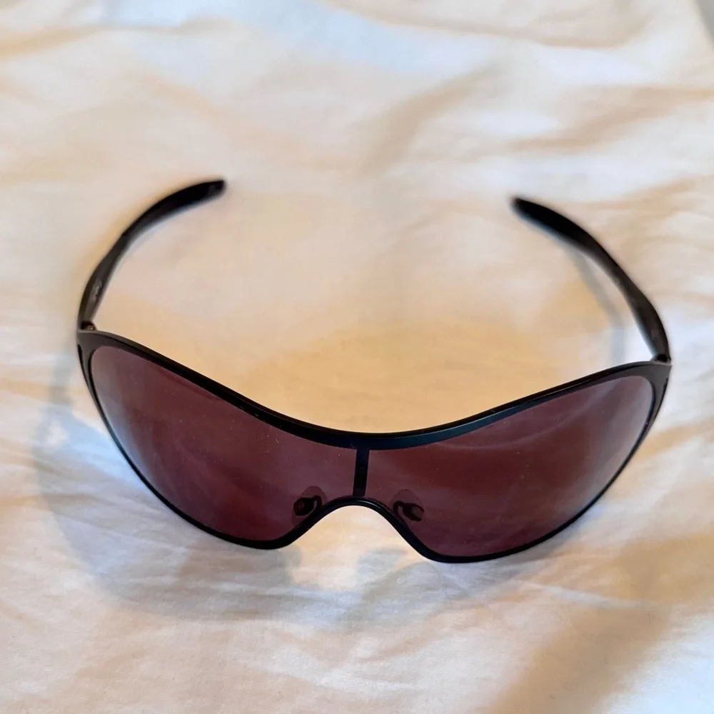 OAKLEY Deception Black Sunglasses Women’s Men’s Unisex w White Case & Bag Pouch